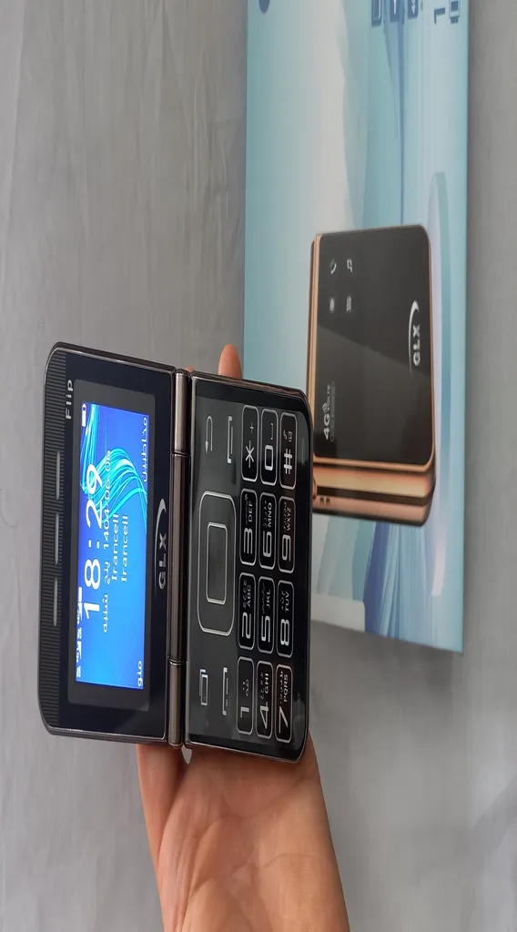 گوشی موبایل جی ال ایکس مدل Flip دو سیم کارت