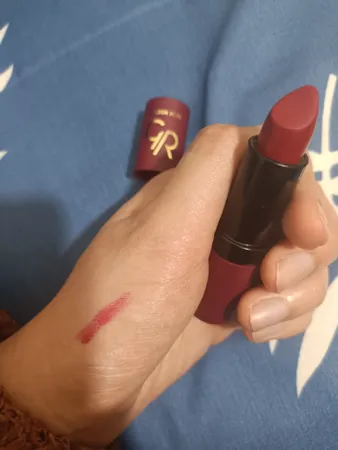 رژ لب گلدن رز مدل ولوت مات شماره19