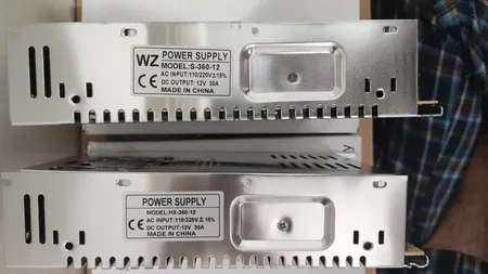 آداپتور سوئیچینگ 12 ولت 30 آمپر فن دار کد 4011