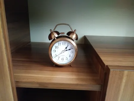 ساعت رومیزی کد 9906014