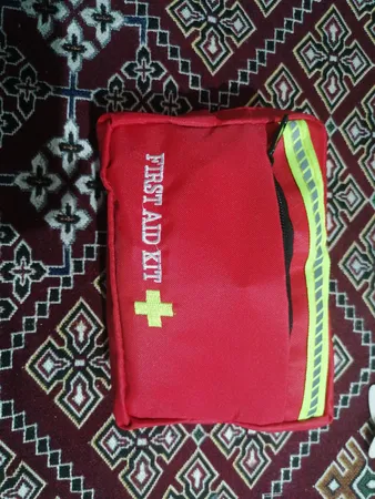 کیف کمکهای اولیه مدل 9P