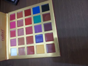 تجریه خرید پالت رژ لب جامد مالی ا او  مدل extera شماره 1