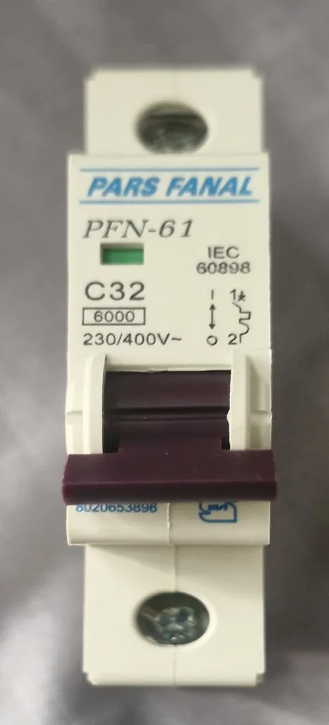 فیوز مینیاتوری تک فاز 32 آمپر پارس اروند الکتریک کد B32