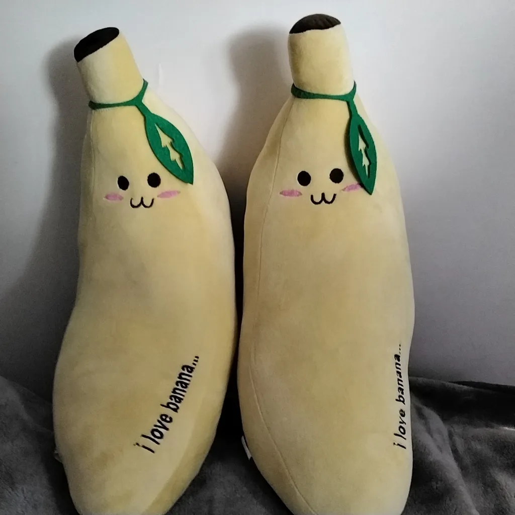 عروسک طرح موز مدل خندان ارتفاع 50 سانتی متر