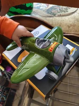 هواپیما بازی مدل لومیو