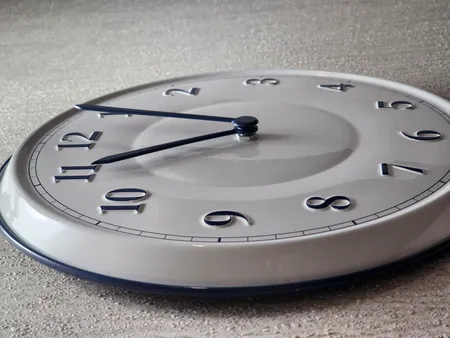 ساعت دیواری ایکیا مدل SYKOMORLÖNN