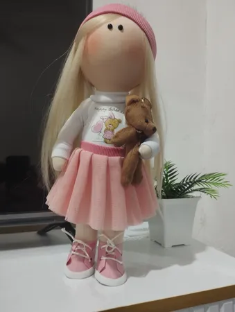 عروسک روسی طرح دختر خرگوشی کد ۰۰۰۳۸ ارتفاع ۳۸ سانتی متر