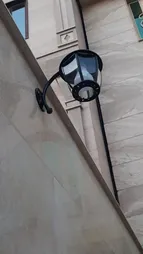 چراغ حیاطی دیواری مدل کلاسیک