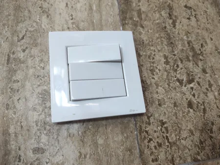 کلید سه پل خیام الکتریک مدل آرام