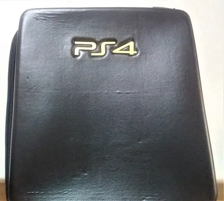 کیف حمل پلی استیشن 4 کد 222