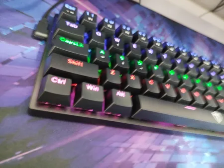 کیبورد گیمینگ تی-دگر مدل Arena T-TGK321، مکانیکال سوییچ آبی، Tenkeyless، نورپردازی RGB