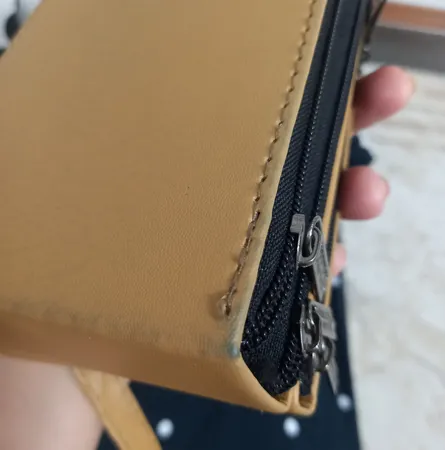 کیف پاسپورتی دخترانه مدل سه زیپ