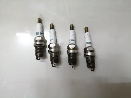 شمع خودرو شمع نور مدل FR8DI30 بسته 4 عددی