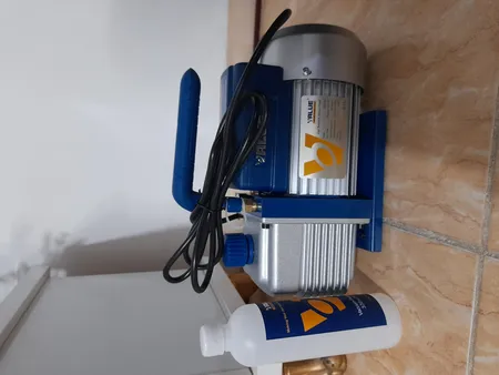 پمپ وکیوم ولیو مدل VE 115 N