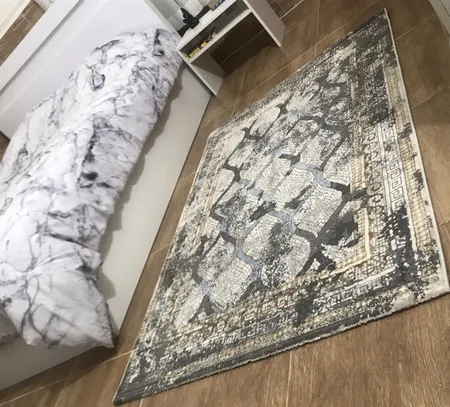 فرش ماشینی طرح colorful کد CO08 زمینه طوسی کرم