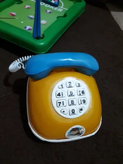 قلک طرح اسباب بازی تلفن و ماشین