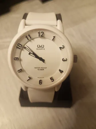 ساعت مچی عقربه ای کیو اند کیو مدل VR52J003Y