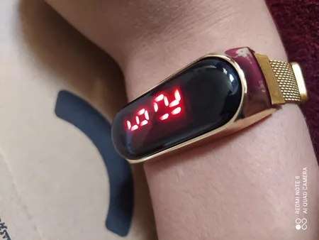 ساعت مچی دیجیتال مدل لمسی 172