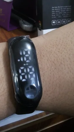 ساعت مچی دیجیتال مدل LE 2667 - ME