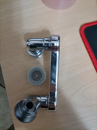 سرشیر آب مدل چرخشی مفصل دار بازویی برنجی 360