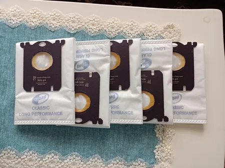 کیسه جاروبرقى مناسب براى جاروبرقى هاى فيليپس الكترولوكس و آاگ بسته 5 عددى