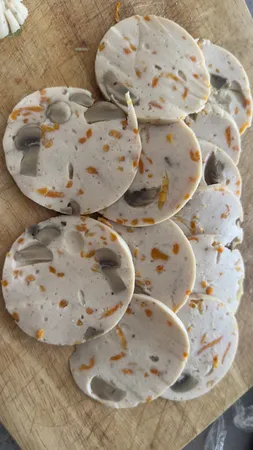 دستگاه سوسیس و کالباس پرکن مدل pe566