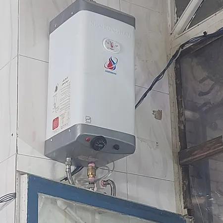 آبگرمکن برقی خروشان اصفهان مدل IBP20-1