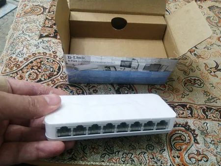 سوییچ 8 پورت دی-لینک مدل DES-1008C