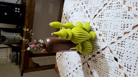 شمع دست ساز مدل گلدان مجموعه 3 عددی