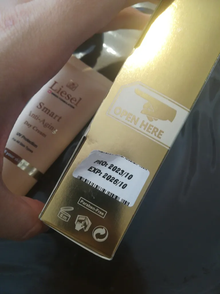 کرم ضد چروک لایسل مدل Day حجم 50 میلی لیتر