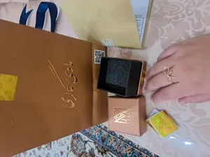 تجریه خرید انگشتر طلا 18 عیار زنانه ماوی گالری مدل پاپیون  سایز 56