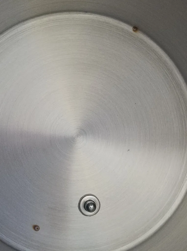 چای ساز هیلتون مدل HL4674TM