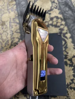 ماشین اصلاح موی سر و صورت وی جی ار مدل VGR V-140