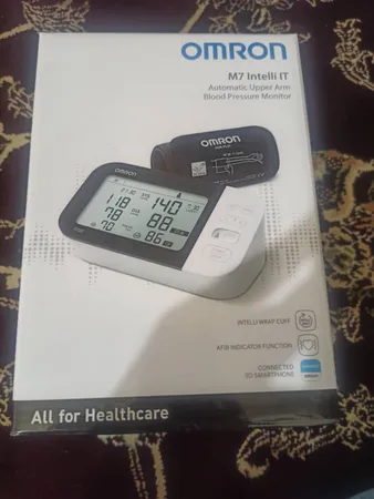 دستگاه فشارسنج امرن مدل M7