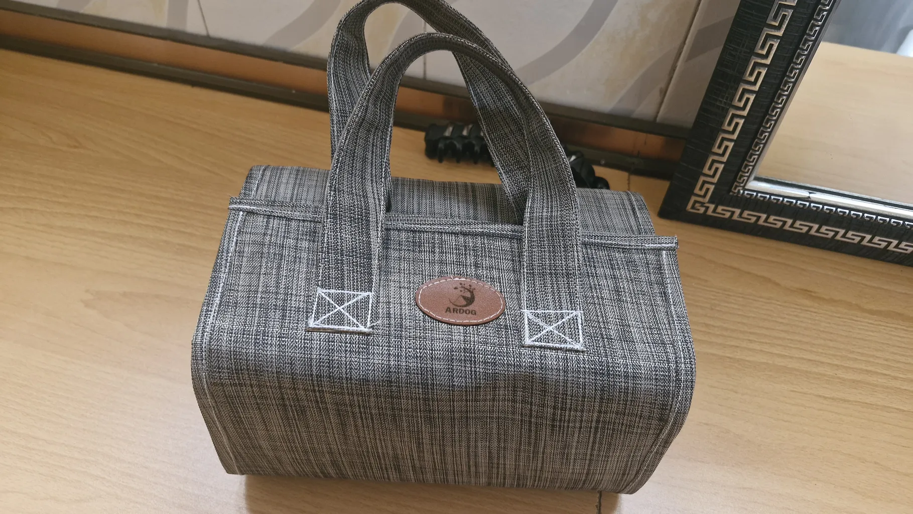 کیف لوازم آرایش و گریم زنانه آردوج مدل رولی