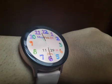 ساعت هوشمند سامسونگ مدل Galaxy Watch Active2 44mm بند لاستیکی