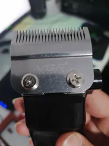 تجریه خرید ماشین اصلاح موی سر و صورت وی جی ار مدل V-683