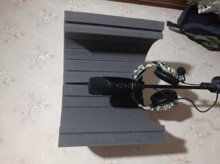 ایزولاتور میکروفون مدل وین لایت