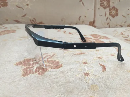 عینک ایمنی مدل 94001 کد 01