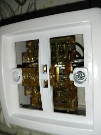 کلید پارت الکتریک مدل روکار