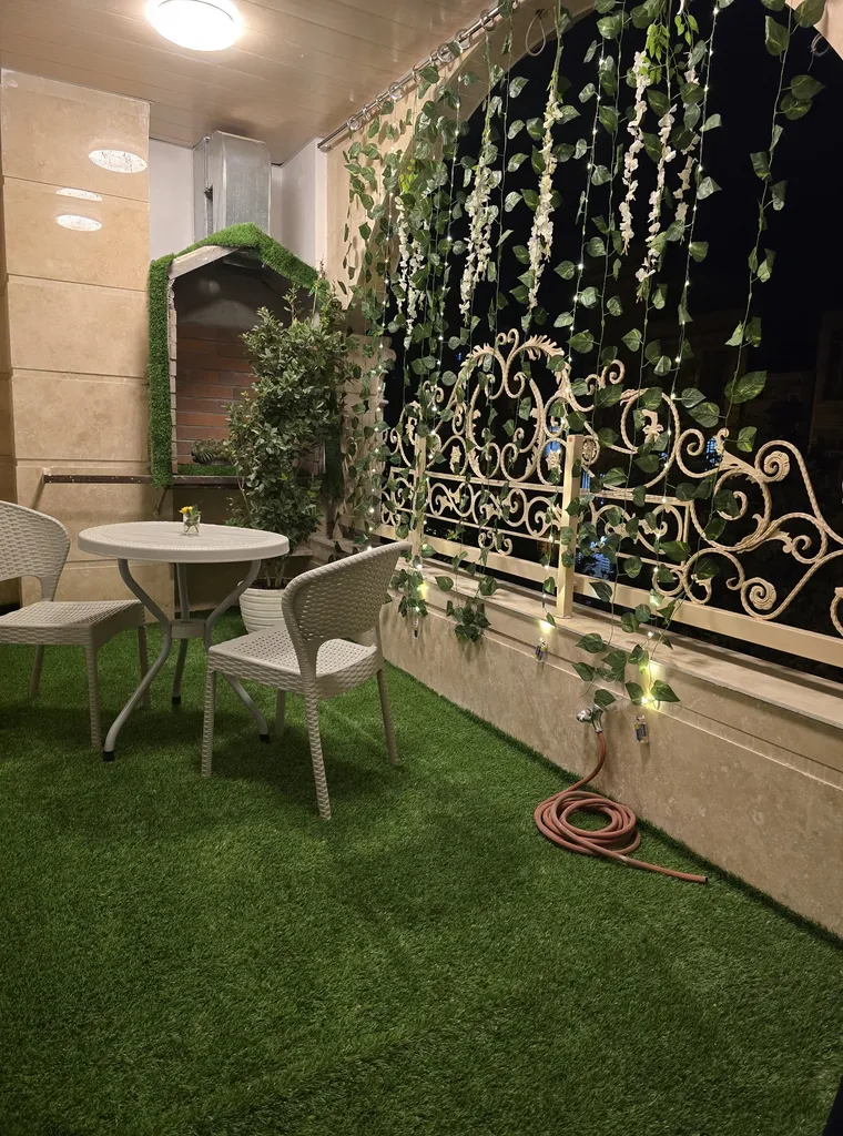 گل مصنوعی مدل ریسه برگ پتوس خطی بسته 12 عددی