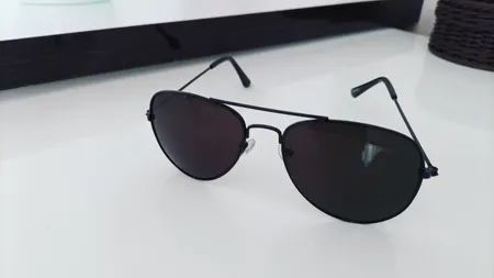 عینک آفتابی پسرانه مدل RBB4