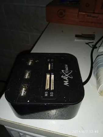 هاب 3 پورت USB و رم ریدر ایکس پی پروداکت مدل XP-HC836