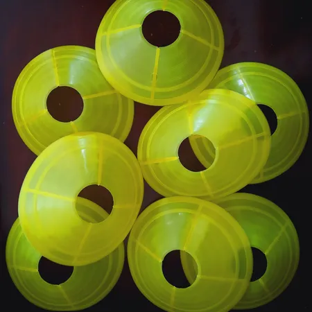 مانع تمرین مدل Training Cones 2019 در 4 رنگ مجموعه 8 عددی