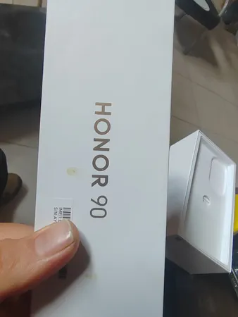 گوشی موبایل آنر مدل 90 دو سیم کارت ظرفیت 256 گیگابایت و رم 8 گیگابایت