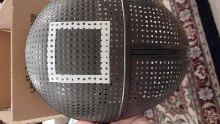 ماسک ایفای نقش مدل سربازان اسکویید گیم طرح مربع