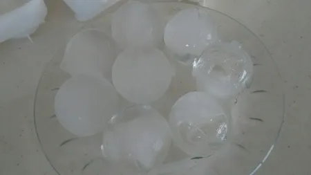 قالب یخ مدل B622 بسته 2 عددی