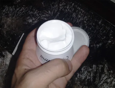 کرم سفید کننده و آبرسان ایمجز مدل 01 حجم 80 میلی لیتر