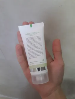 كرم مرطوب كننده مناسب پوستهای چرب سینره حجم 65 میلی‌لیتر