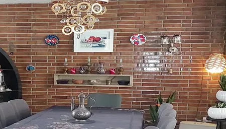 بشقاب دیوارکوب سفالی طرح انار کد D146-A مجموعه 2 عددی